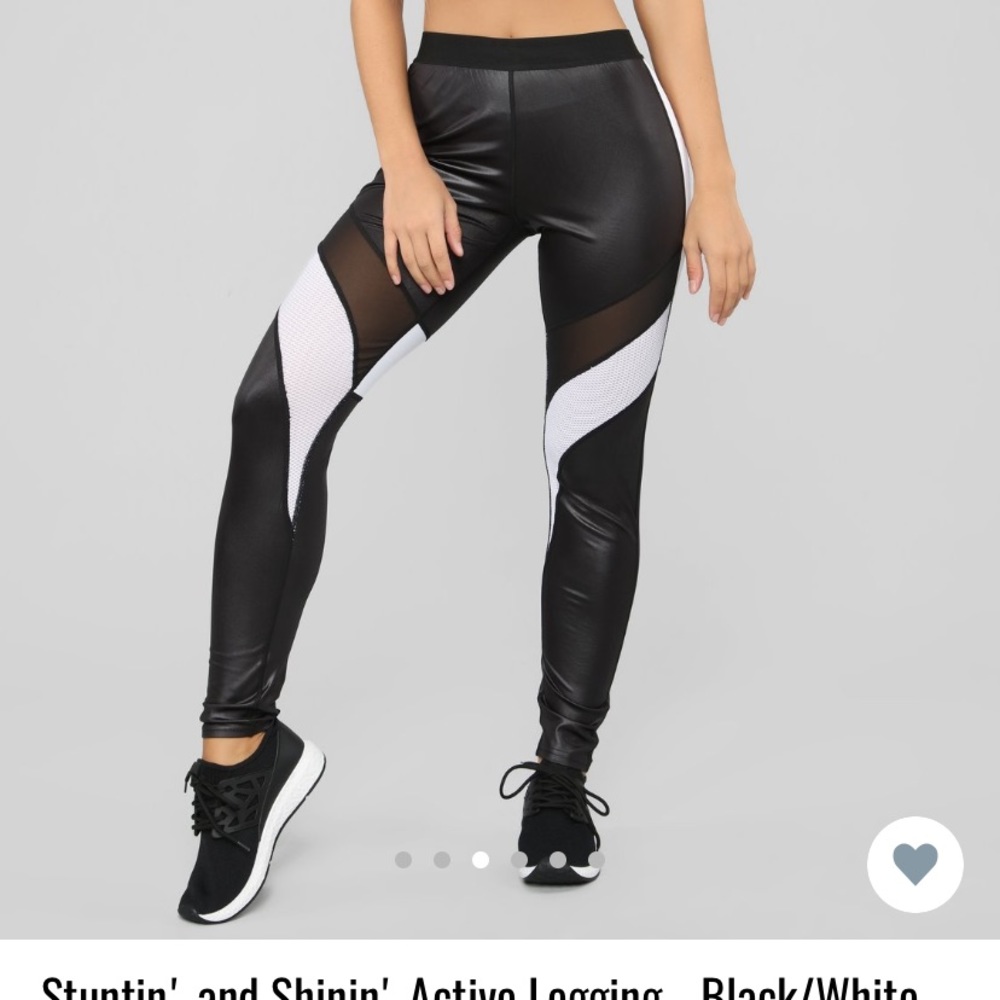 Stuntin and shinin active leggings black/white